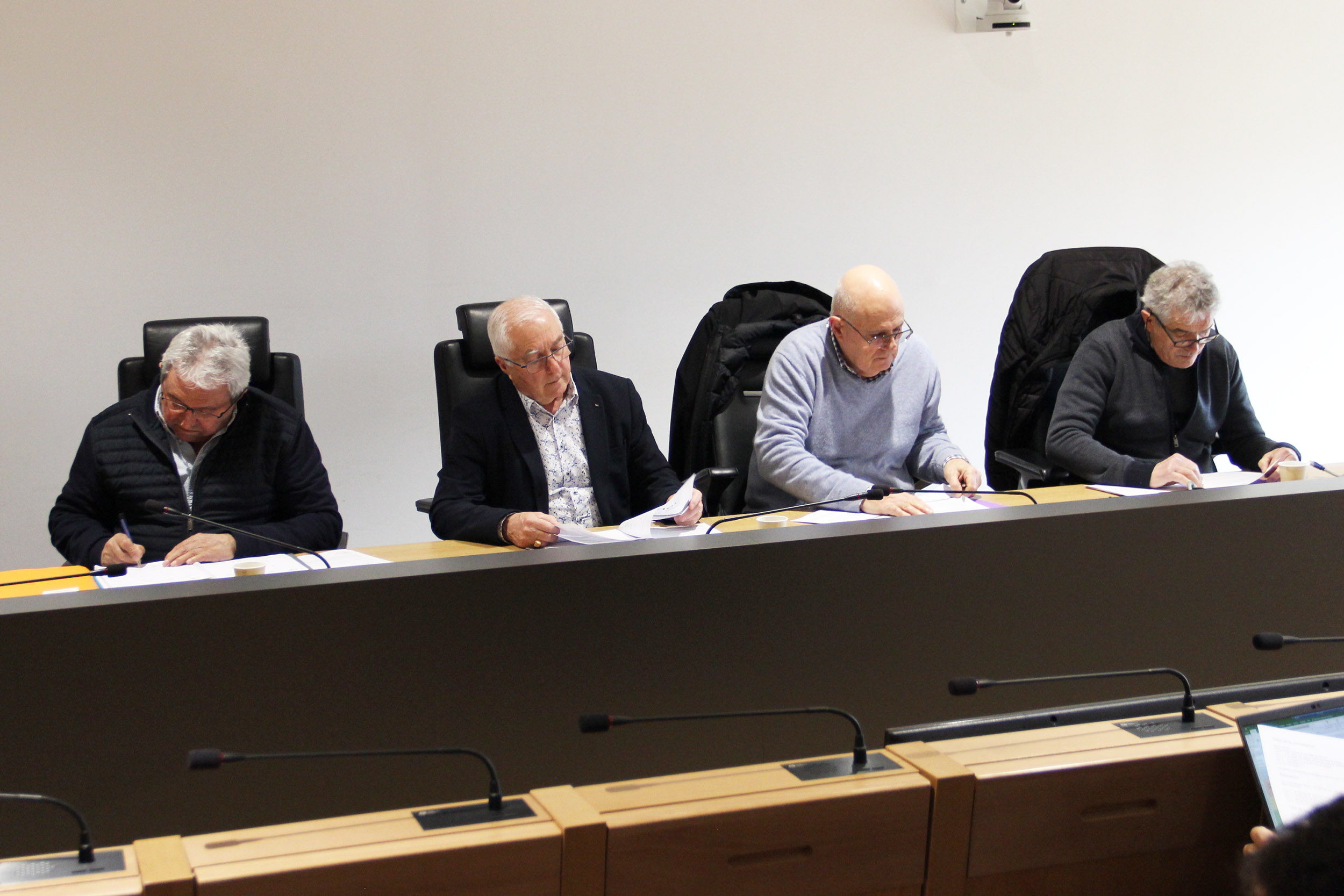 La Commission d'appel d'offres SYDEC40 — free download